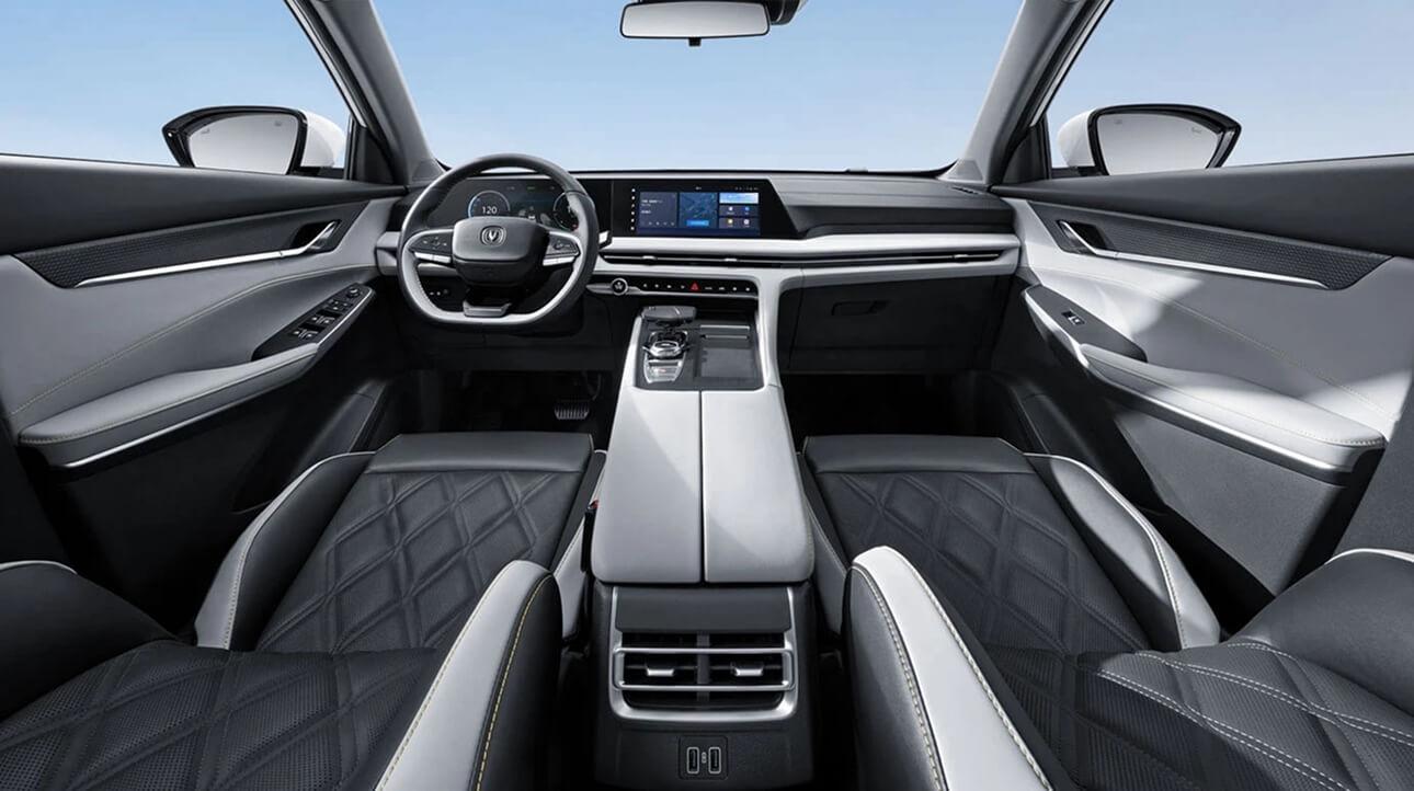Автомобиль Changan CS75 Plus