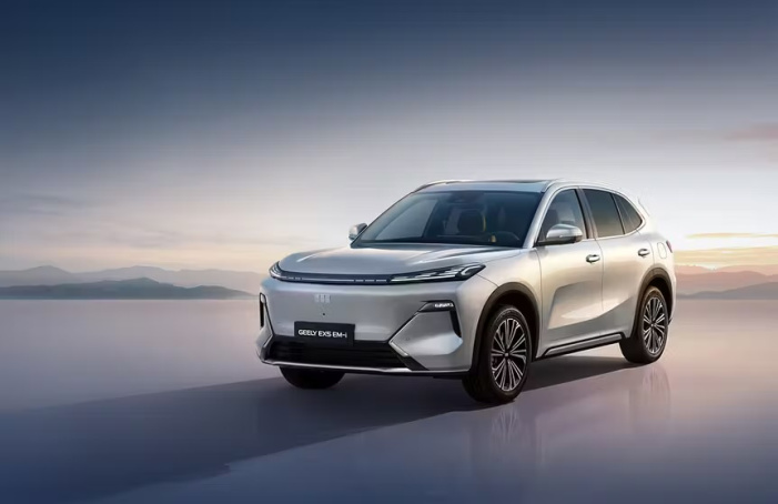 Старт продаж нового гибридного кроссовера Geely EX5 EM-i